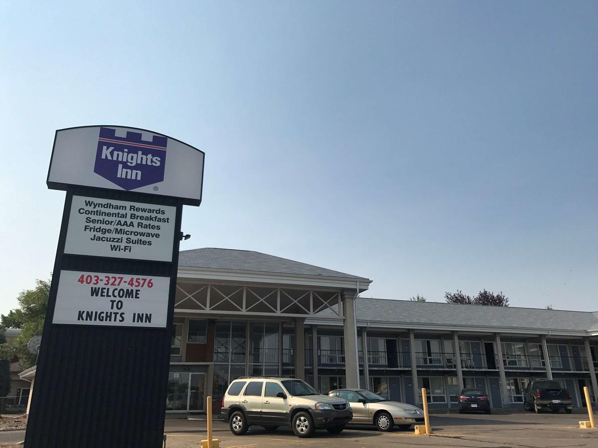Knights Inn Lethbridge Kültér fotó